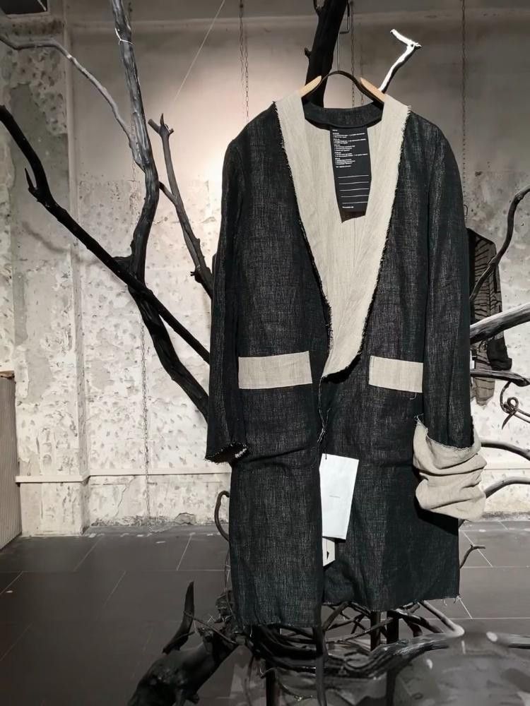 Nude Nude: MM Black and white sleeve long suit/handmade jacket Size US S / EU 44-46 / 1 - 1 Thumbnail