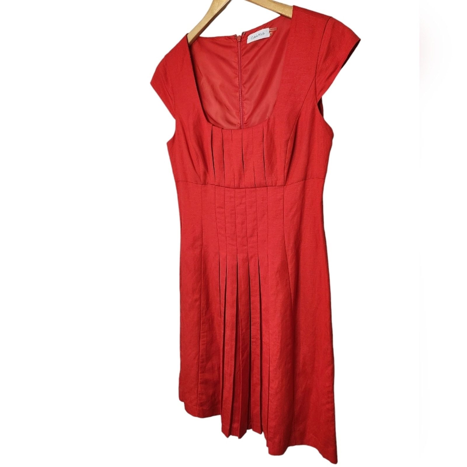 Calvin Klein Calvin Klien Red Linen pleated fit and flare dress 8 Size M / US 6-8 / IT 42-44 - 2 Thumbnail