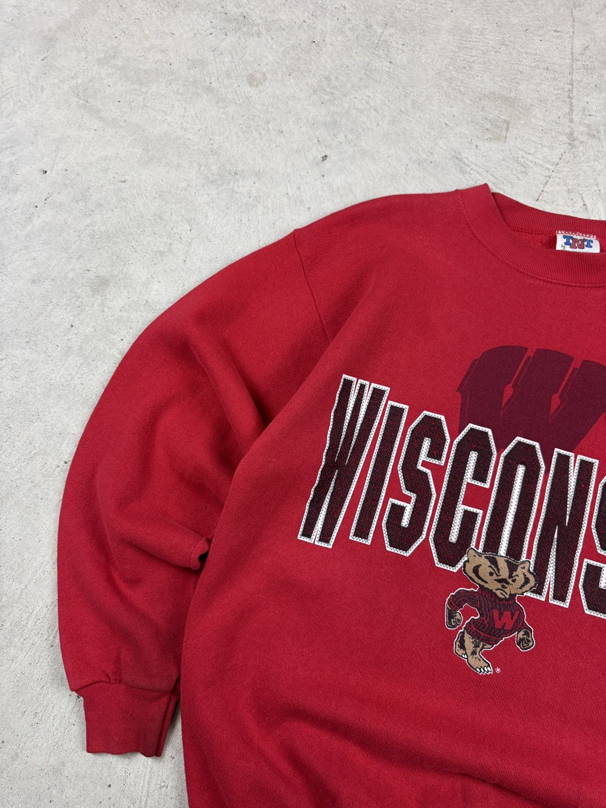 Vintage 1990s Wisconsin Badgers Crewneck Size US L / EU 52-54 / 3 - 2 Thumbnail