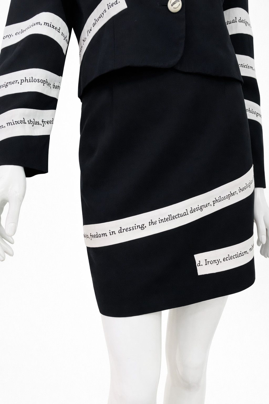 Moschino Moschino Cheap and Chic Irony Text Vintage Costume Suit Size L / US 10 / IT 46 - 8 Thumbnail