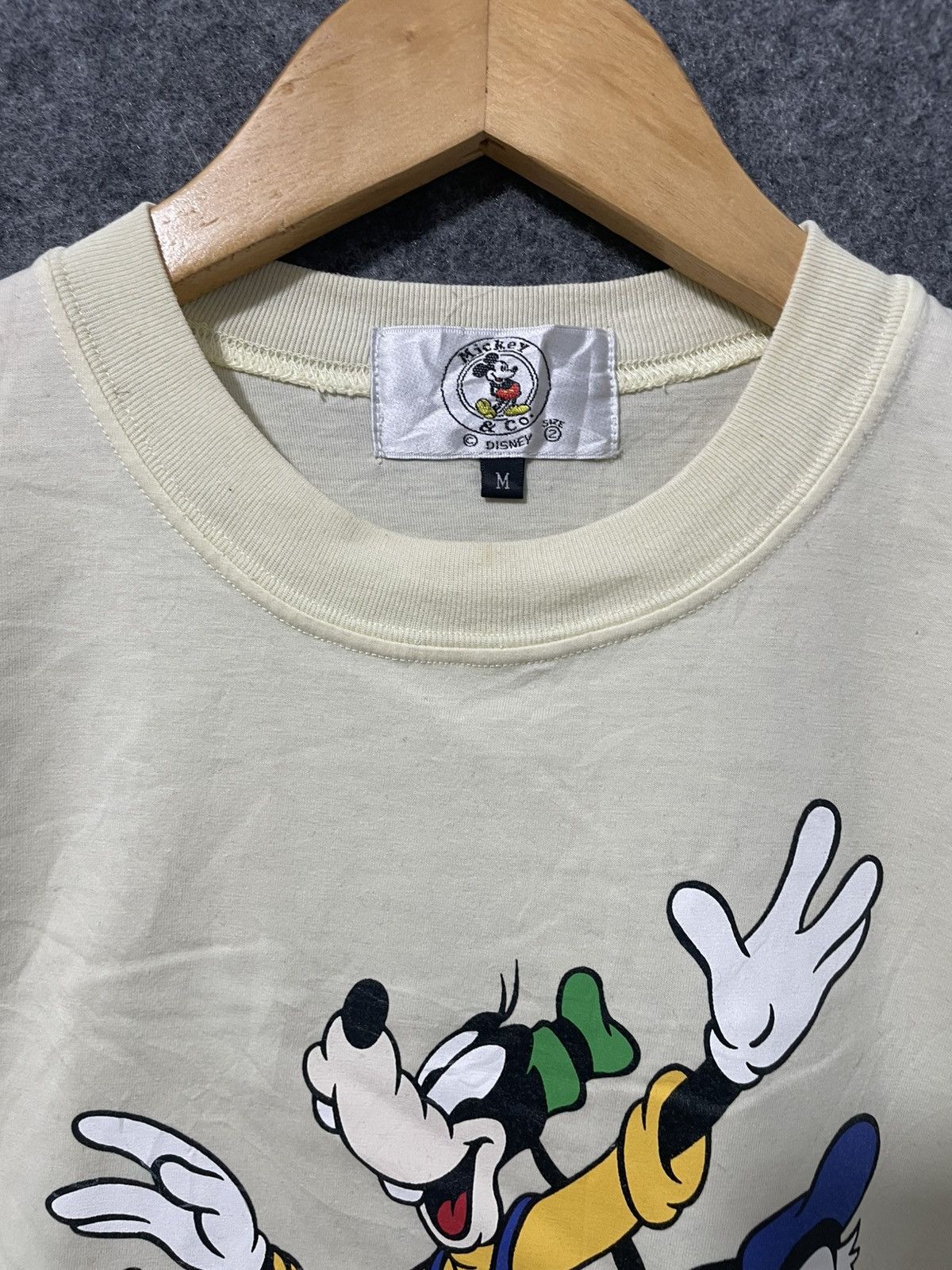 Disney Vintage Disney Mickey And Friends T-Shirt Size US M / EU 48-50 / 2 - 3 Thumbnail