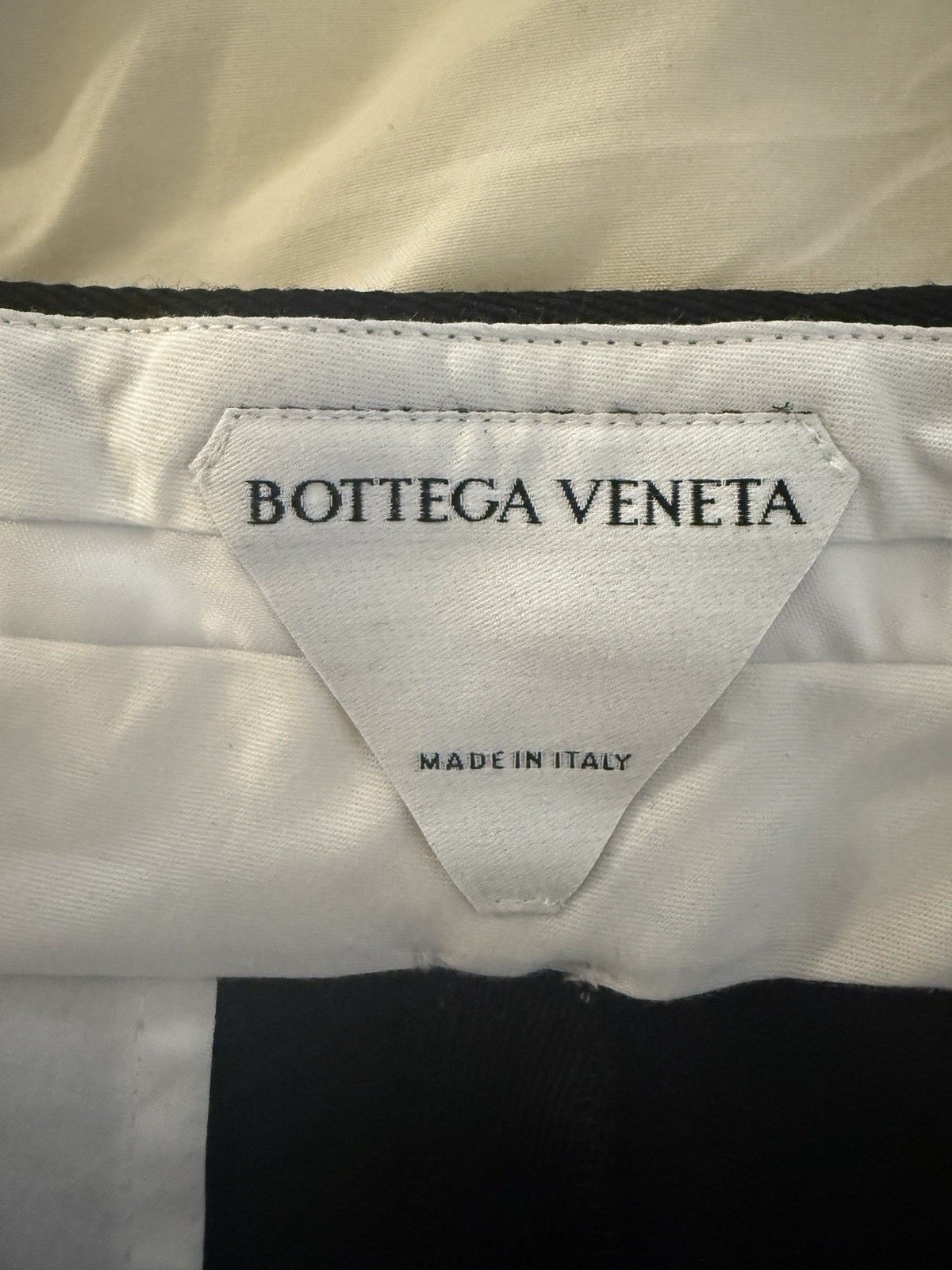 Bottega Veneta SS21 Black Women’s Wool Wide Cuffed Pants Size 40 Size 27" / US 4 / IT 40 - 4 Thumbnail