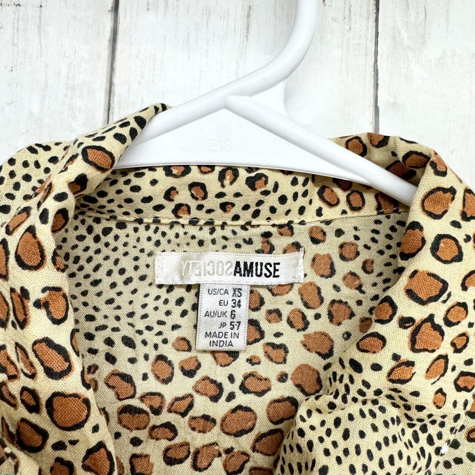Other Amuse Society SHIRT Sz XS Short Sleeve Button Front Animal Size XS / US 0-2 / IT 36-38 - 2 Thumbnail
