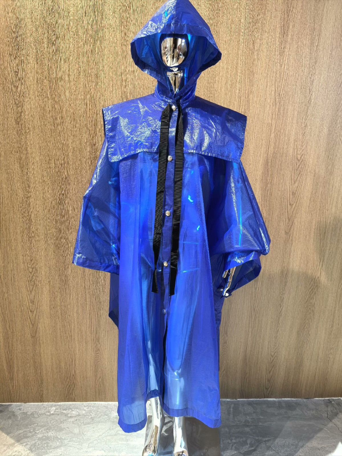 Gucci Gucci runway trench coat raincoat Size US S / EU 44-46 / 1 - 1 Thumbnail