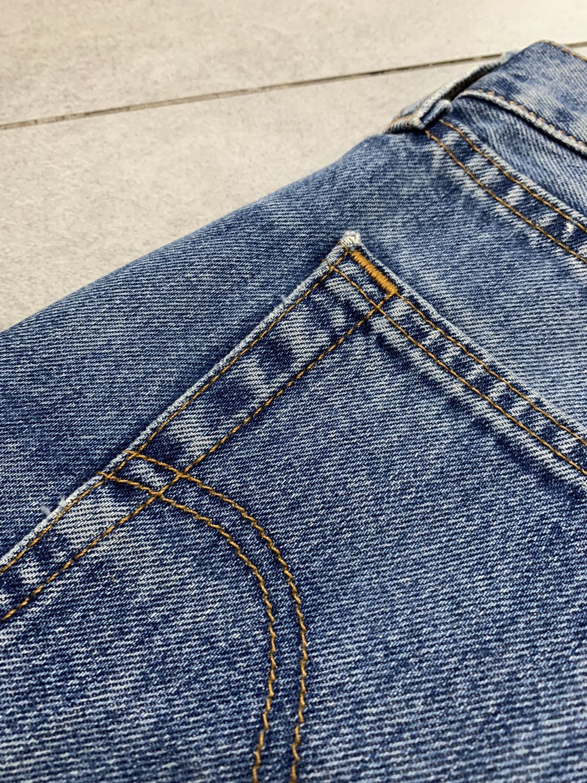 Levi's Vintage Clothing Y2k 00s Vintage Blue faded wide Leg Levi 751 Denim jeans Size US 36 / EU 52 - 9 Thumbnail