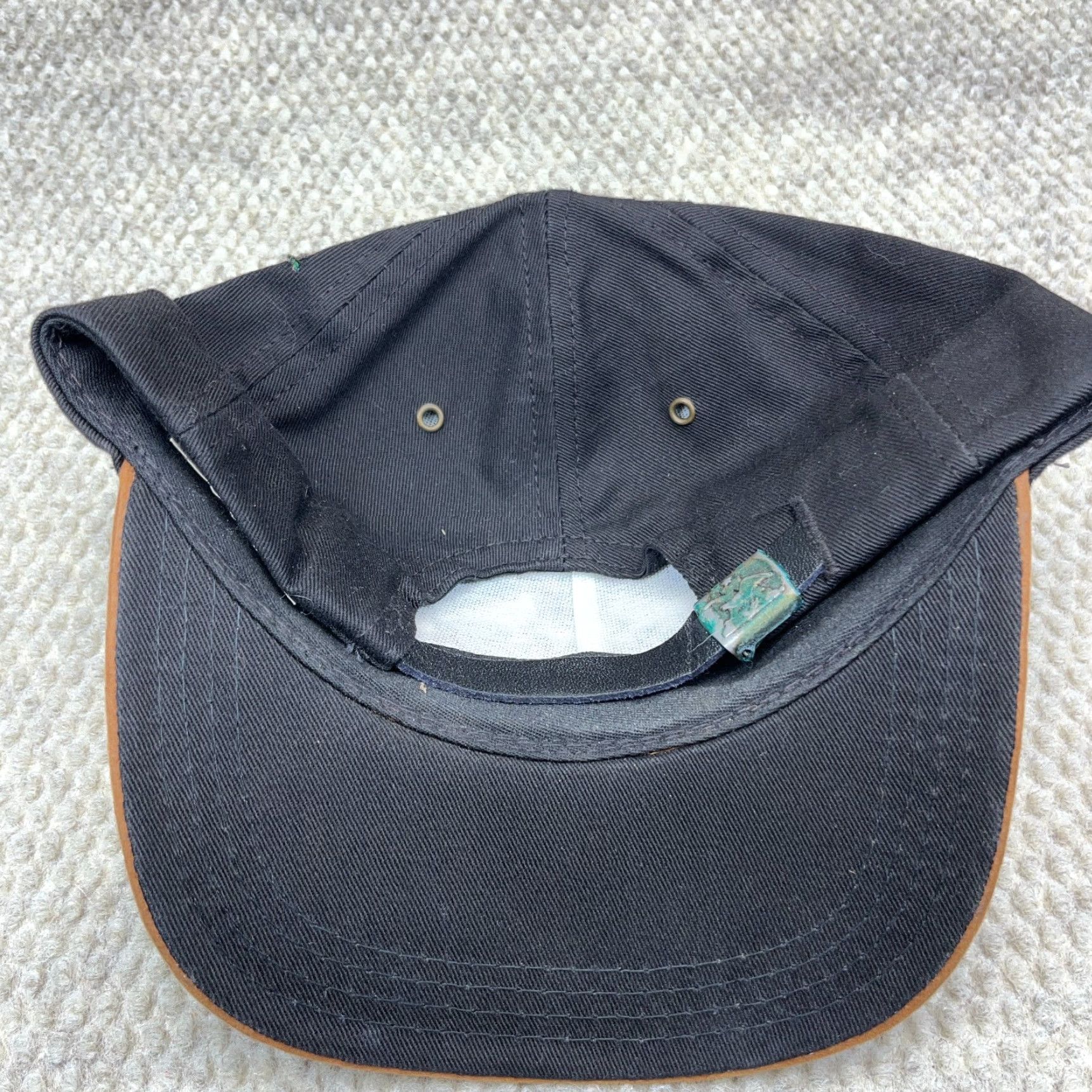 Vintage VINTAGE Anheuser-Busch Baseball Cap Hat – Black Suede Bill, Leather Twill, One Size, Adjustable, 90s Beer Vintage Mens Cap Size ONE SIZE - 4 Thumbnail