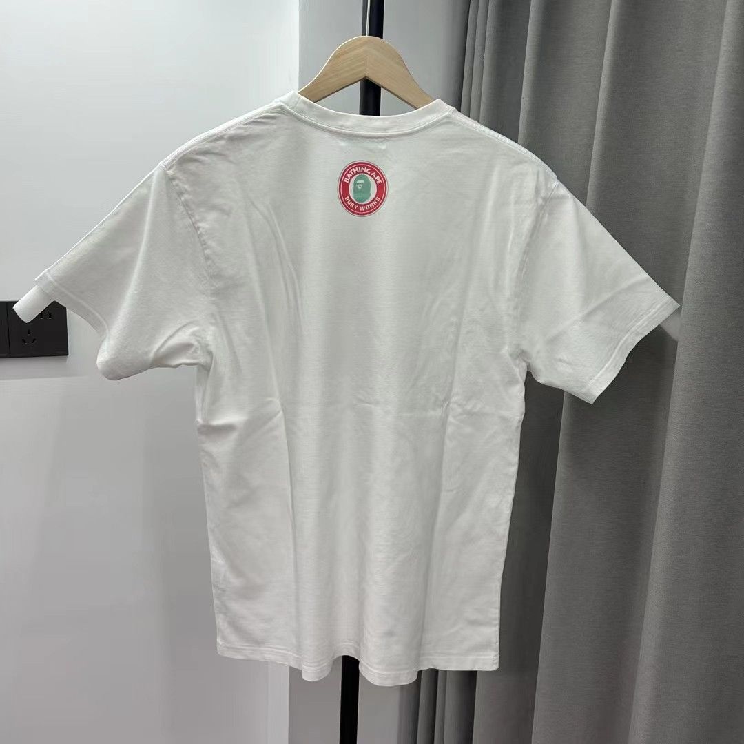 Bape WORLD GONE MAD TEE Size US M / EU 48-50 / 2 - 2 Thumbnail