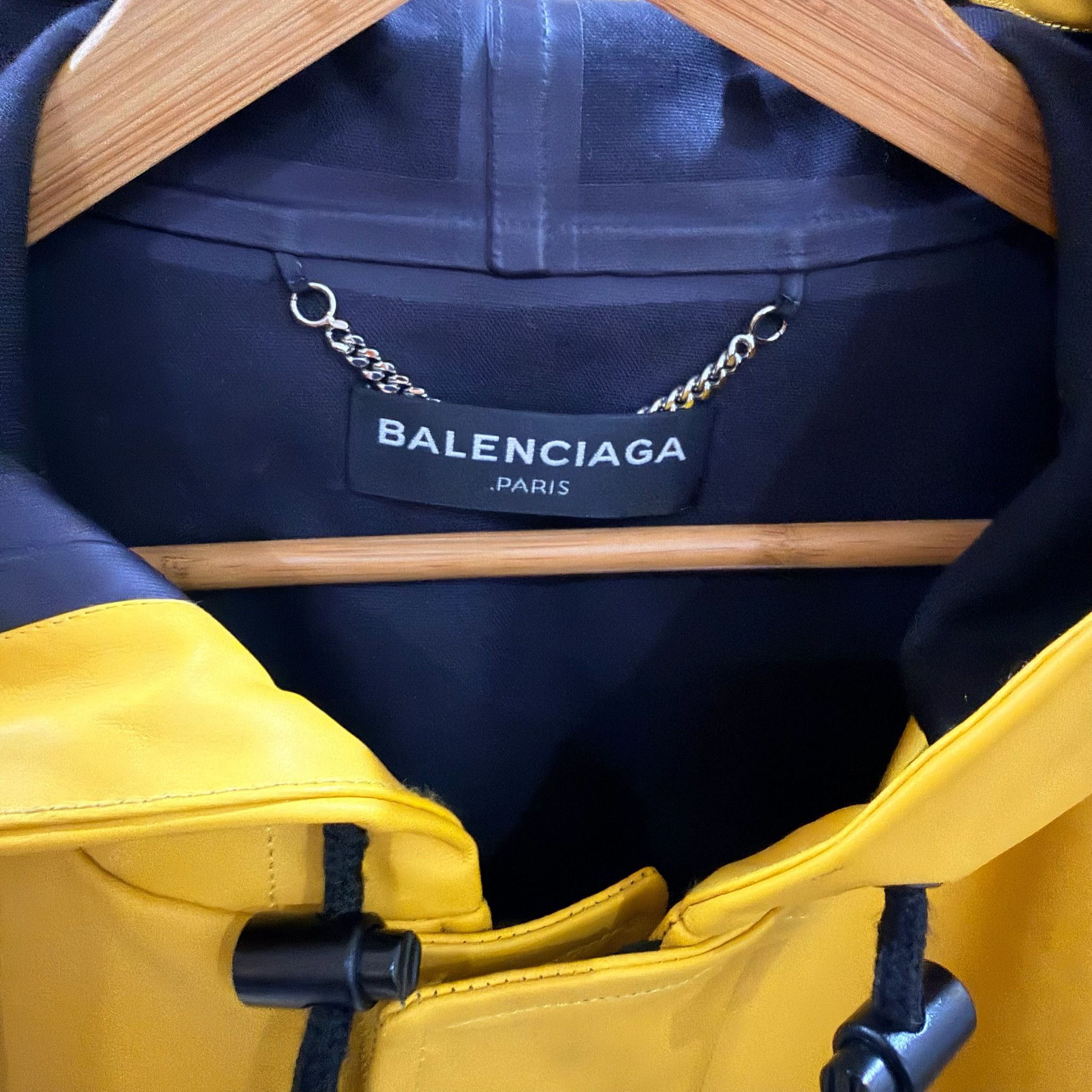 Balenciaga Runway Balenciaga Demna Gsavalia Hooded Rain Jacket Size US S / EU 44-46 / 1 - 8 Thumbnail