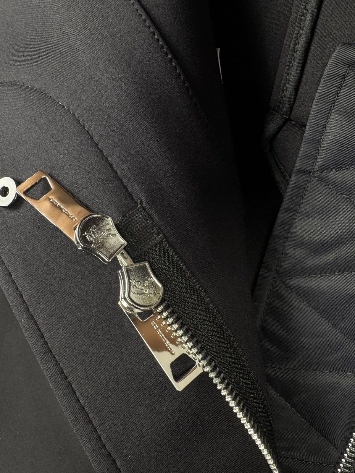 Burberry Shark fin neoprene car coat Size US M / EU 48-50 / 2 - 15 Thumbnail