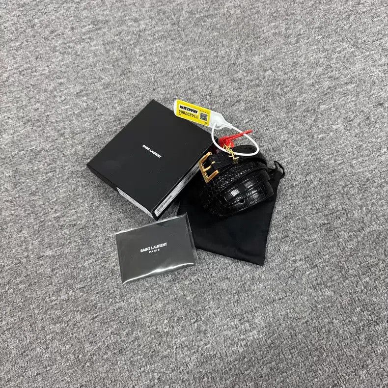 Saint Laurent Paris Saint Laurent Paris Black Crocodile Pattern Gold Buckle Be Size ONE SIZE - 2 Thumbnail
