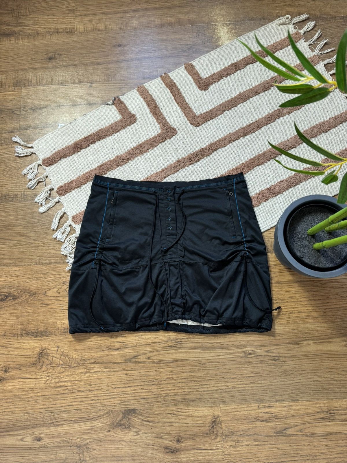Marithe + Francois Girbaud VINTAGE MARITHE FRANCOIS GIRBAUD 2000s MINI SKIRT Size 28" / US 6 / IT 42 - 2 Thumbnail