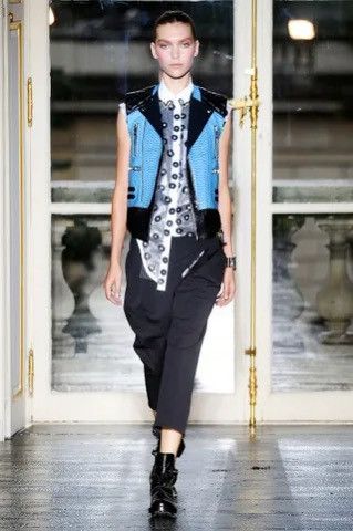 Balenciaga Archive Balenciaga Spring 2011 Python Effect Leather Vest Size S / US 4 / IT 40 - 6 Thumbnail