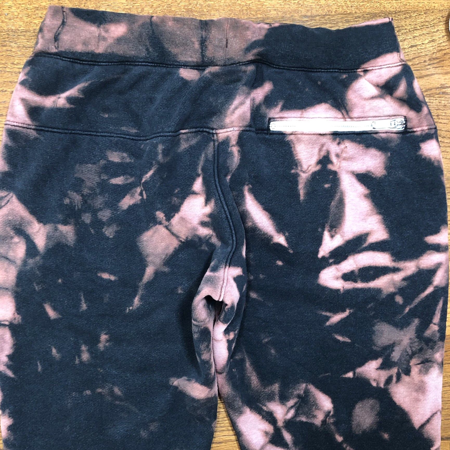Nike VINTAGE Nike Sweatpants Black Mens M Tie Dye Drawstring 90s Athleisure College Logo Pockets+Straight Inseam 29in Casual Activewear — Mens Size US 31 - 4 Thumbnail