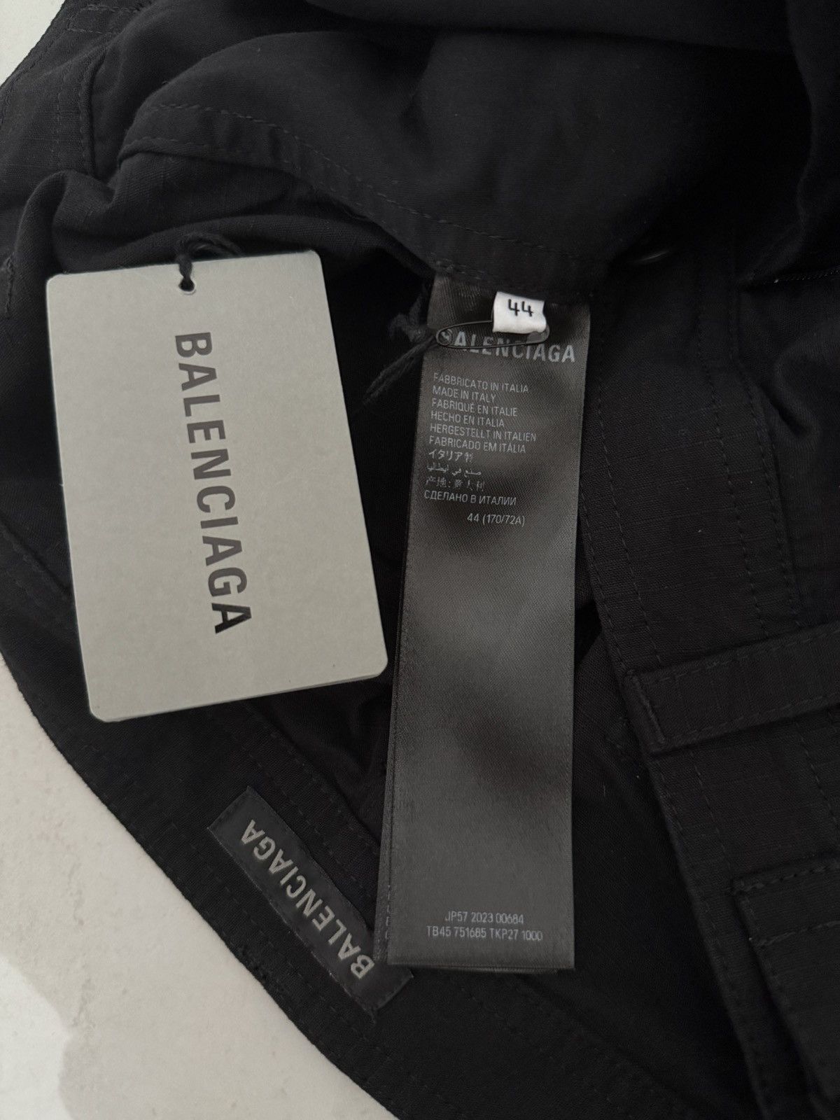 Balenciaga Balenciaga FW23 Cargo Oakley Logo Shorts Sz.44 Size US 28 / EU 44 - 7 Thumbnail