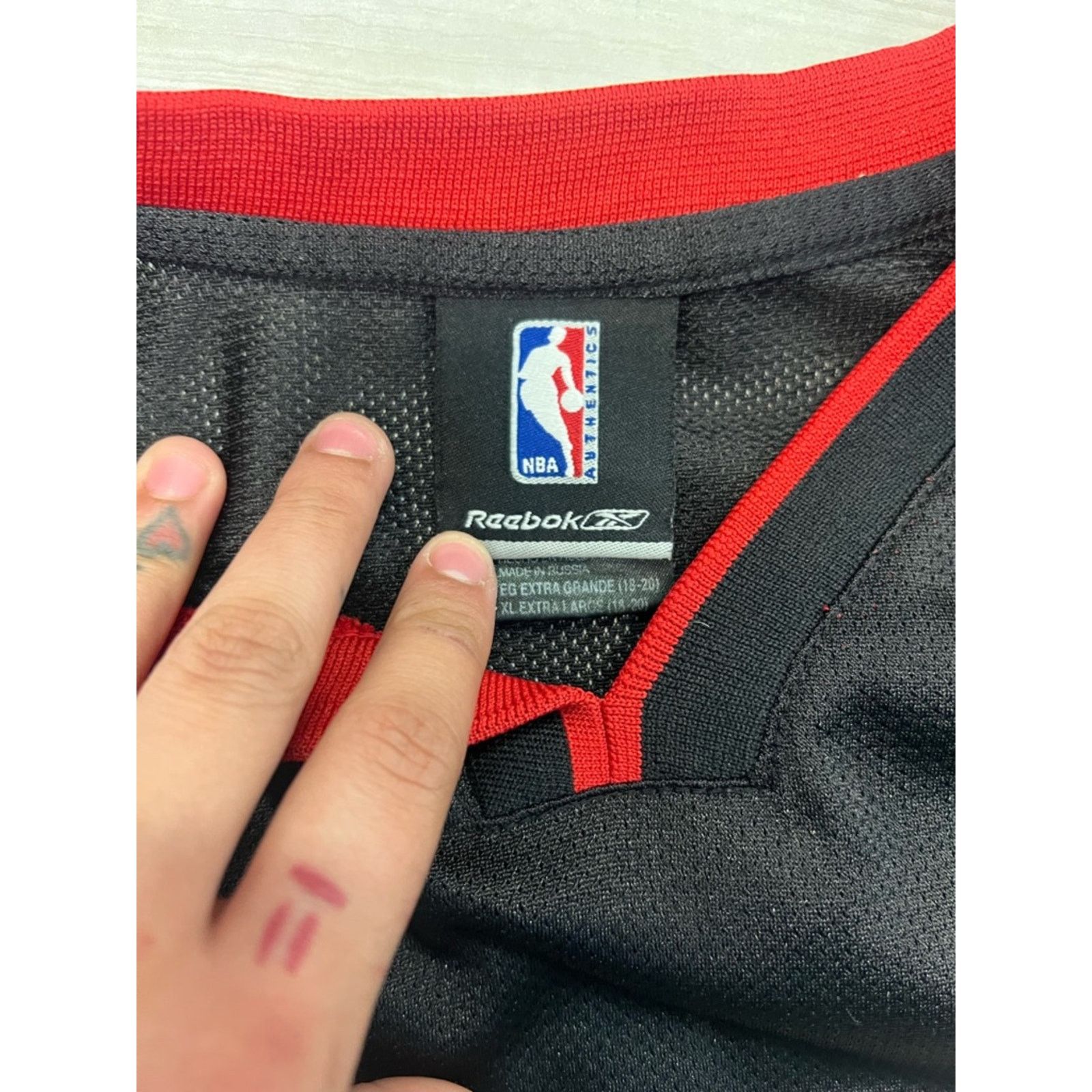 Reebok YOUTH Reebok Miami Heat Shaquille O’Neal #32 Jersey Size US XL / EU 56 / 4 - 5 Thumbnail