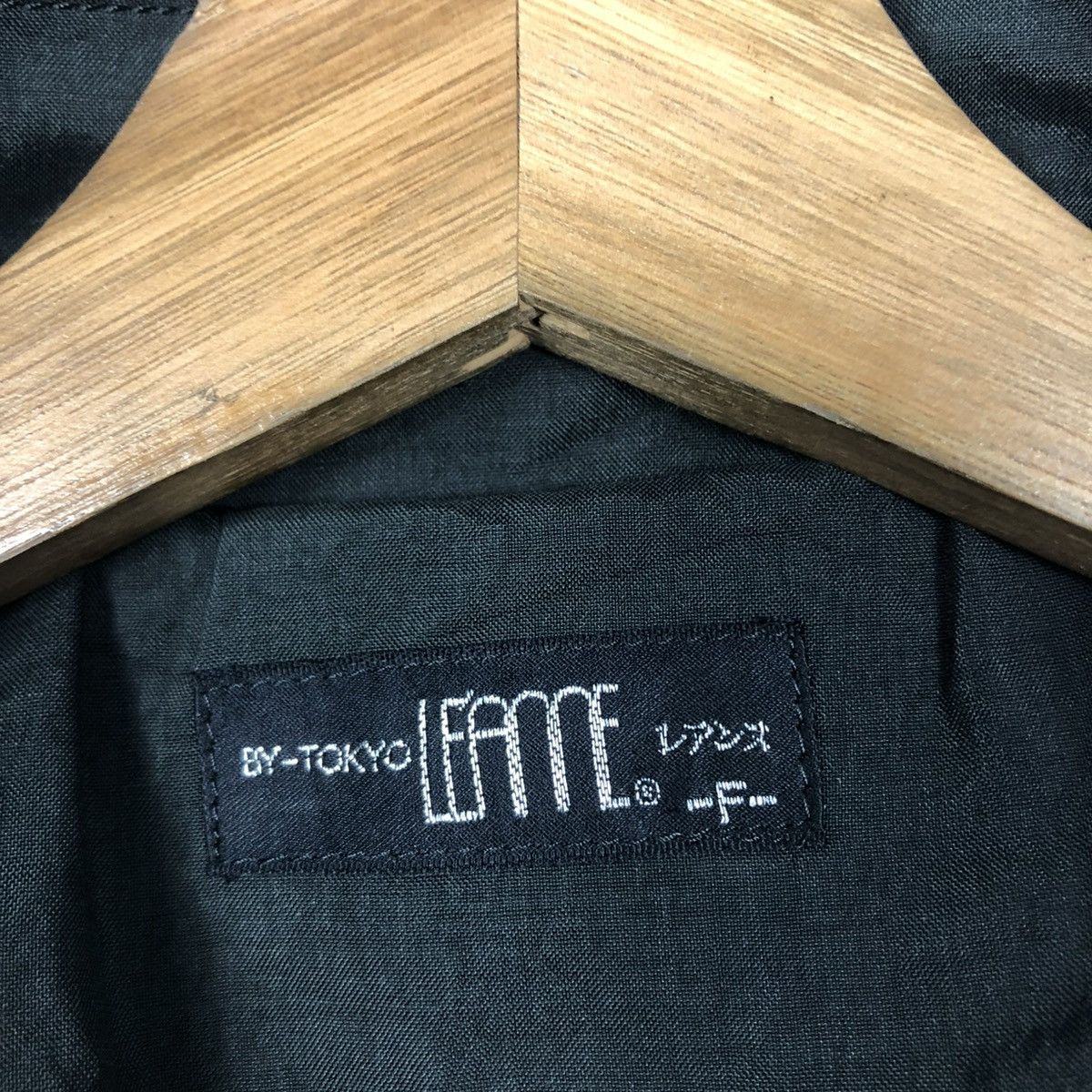 Japanese Brand 🔥VINTAGE LONG JACKET RICH BLACK LEAME ISSEY MIYAKE Size US M / EU 48-50 / 2 - 17 Thumbnail