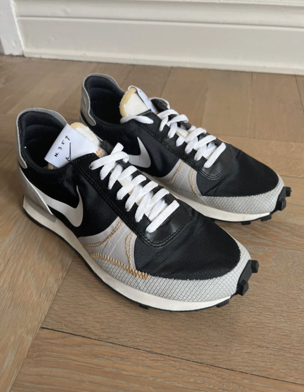 Nike Nike Daybreak Size US 5.5 / EU 38 - 1 Thumbnail