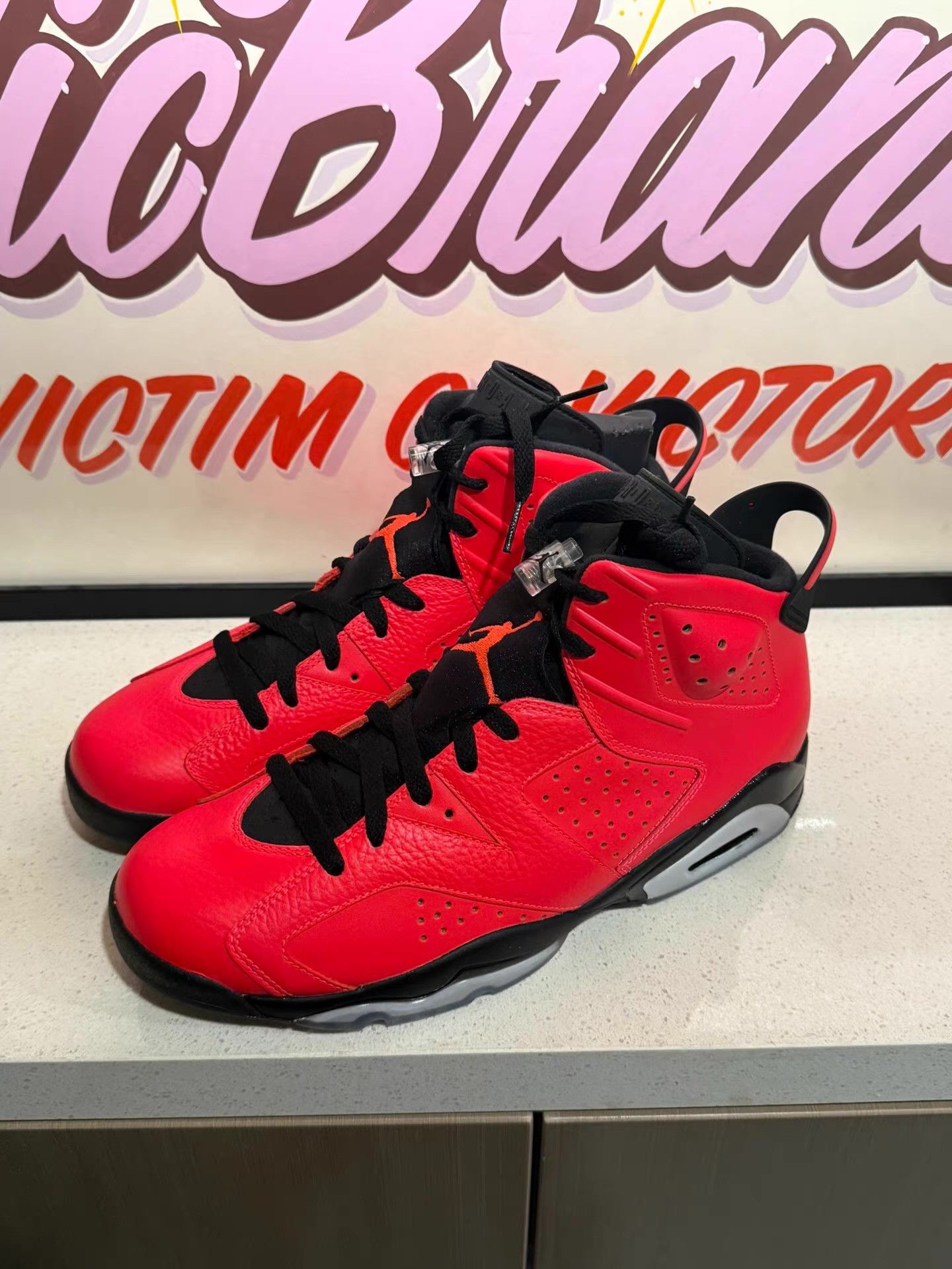 Nike Jordan Air Jordan 6 Retro Infrared 23 black colorway, Ｑ20 Size US 10.5 / EU 43-44 - 1 Thumbnail