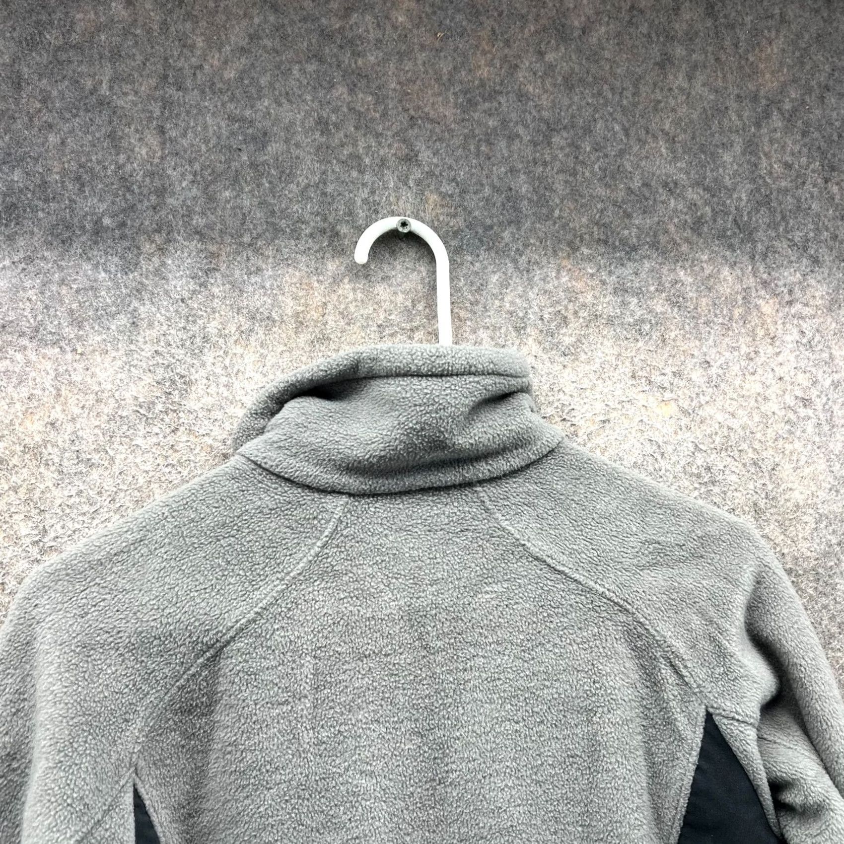 Vintage VINTAGE Columbia Jacket Womens M Gray Full Zip Fleece Benton Outdoors Casual Travel 90s Mens Womens Girls Size M / US 6-8 / IT 42-44 - 4 Thumbnail