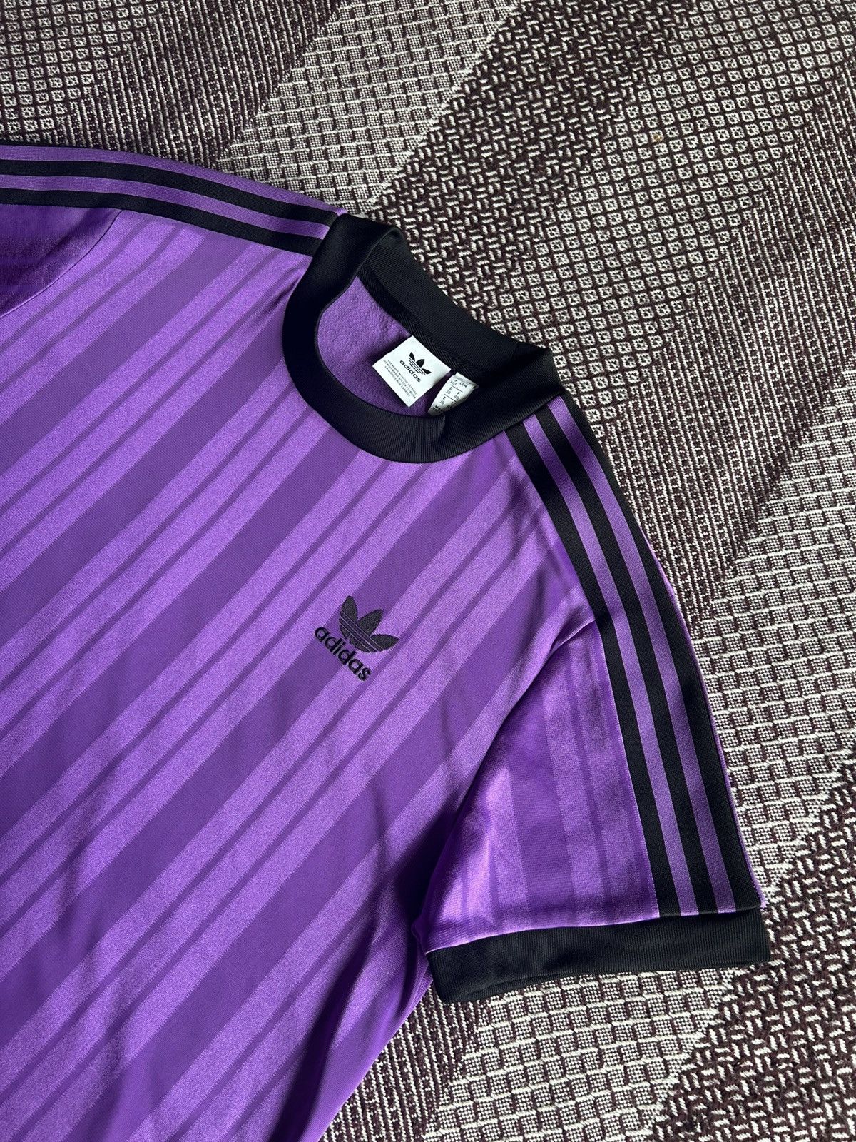 Adidas Adidas Firebird Striped Purple T-Shirt Unisex Streetwear Size US S / EU 44-46 / 1 - 5 Thumbnail