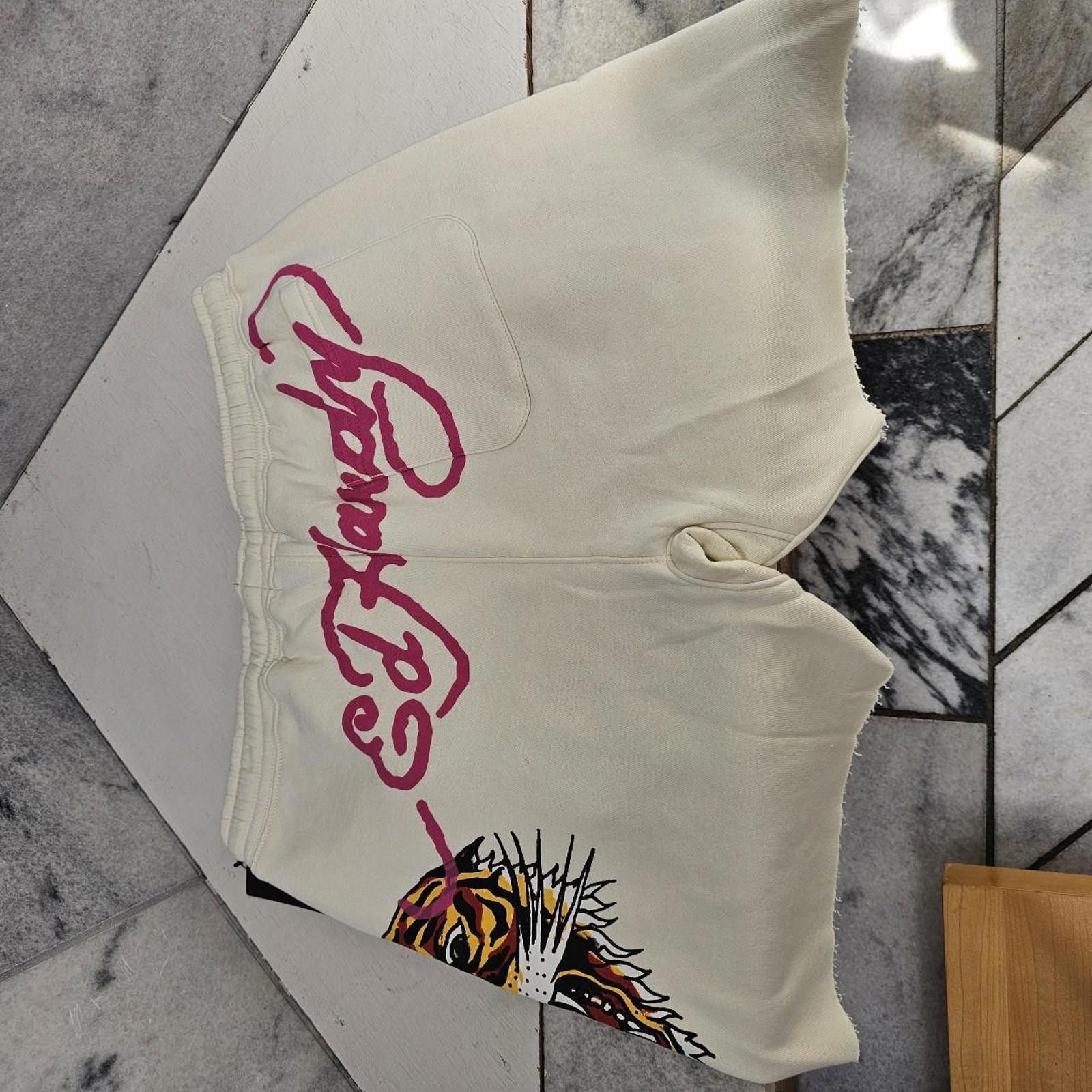 Ed Hardy Ed Hardy Men's Cream Shorts Size US 34 / EU 50 - 6 Thumbnail
