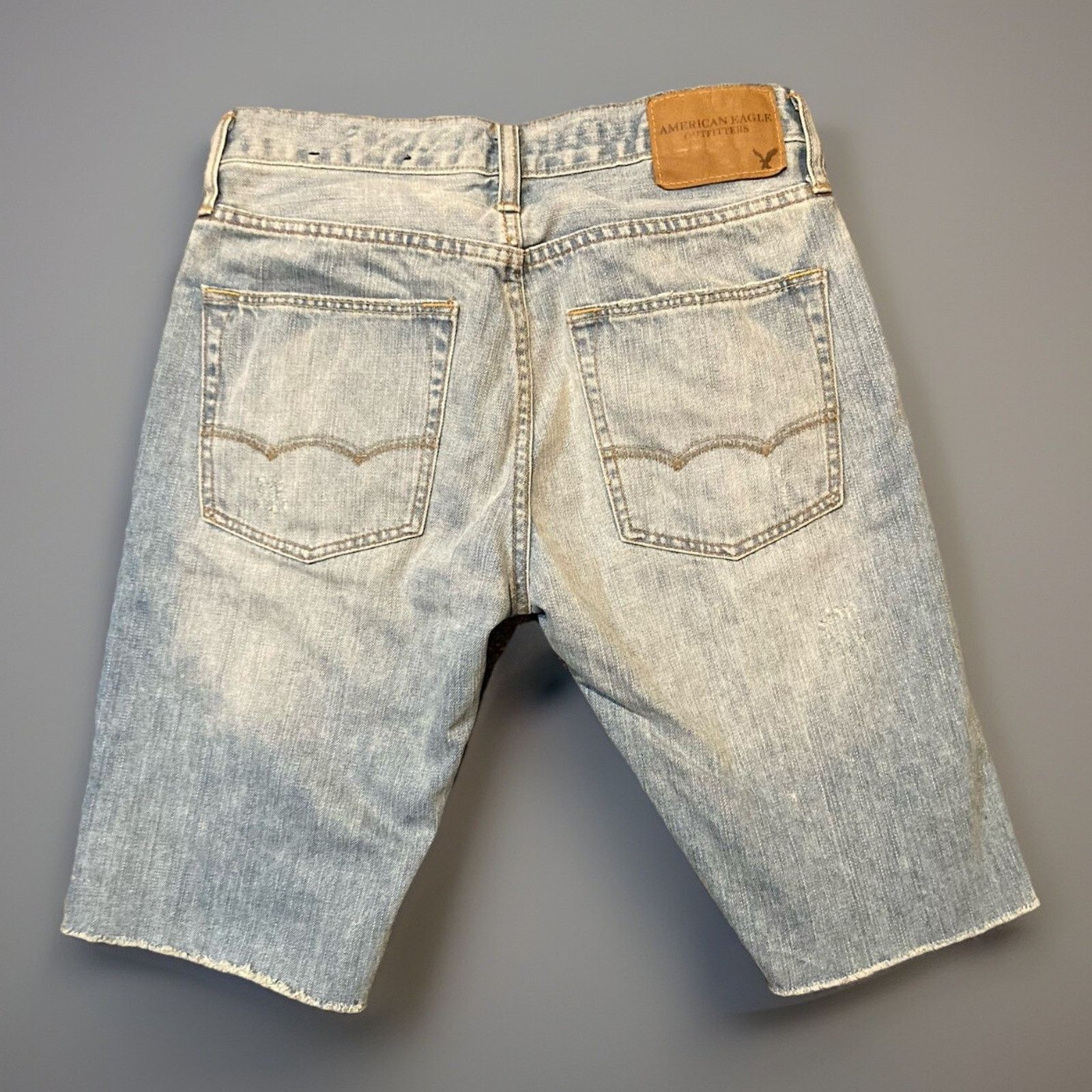 American Eagle Outfitters American Eagle Bermuda Shorts Mens Size 28 Mid Rise Medium Size US 28 / EU 44 - 2 Thumbnail