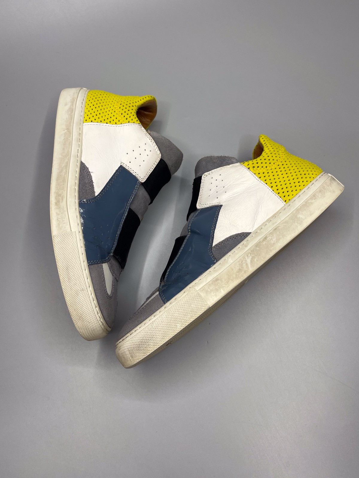 Maison Margiela Maison Margiela Hi-Top Sneakers MM6 Size US 6 / EU 39 - 7 Thumbnail