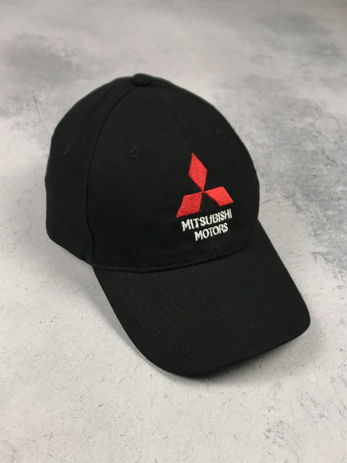 Vintage Vintage 00s Mitsubishi Motor Racing Red Bull Cap Size ONE SIZE - 1 Thumbnail