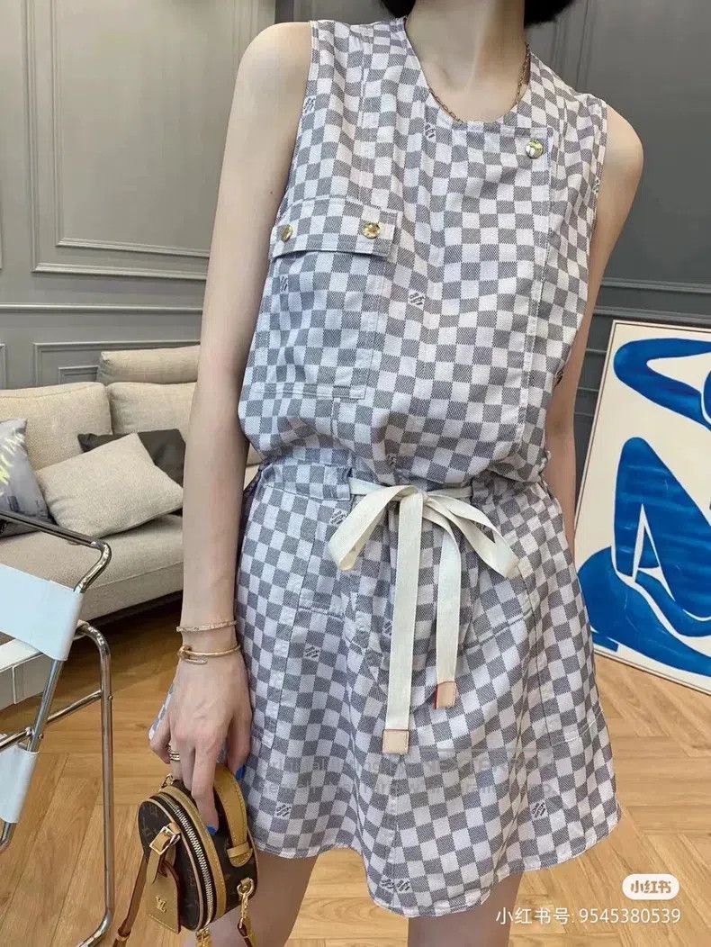 Louis Vuitton Louis Vuitton Classic Checker Drawstring Dress Size XS / US 0-2 / IT 36-38 - 1 Thumbnail