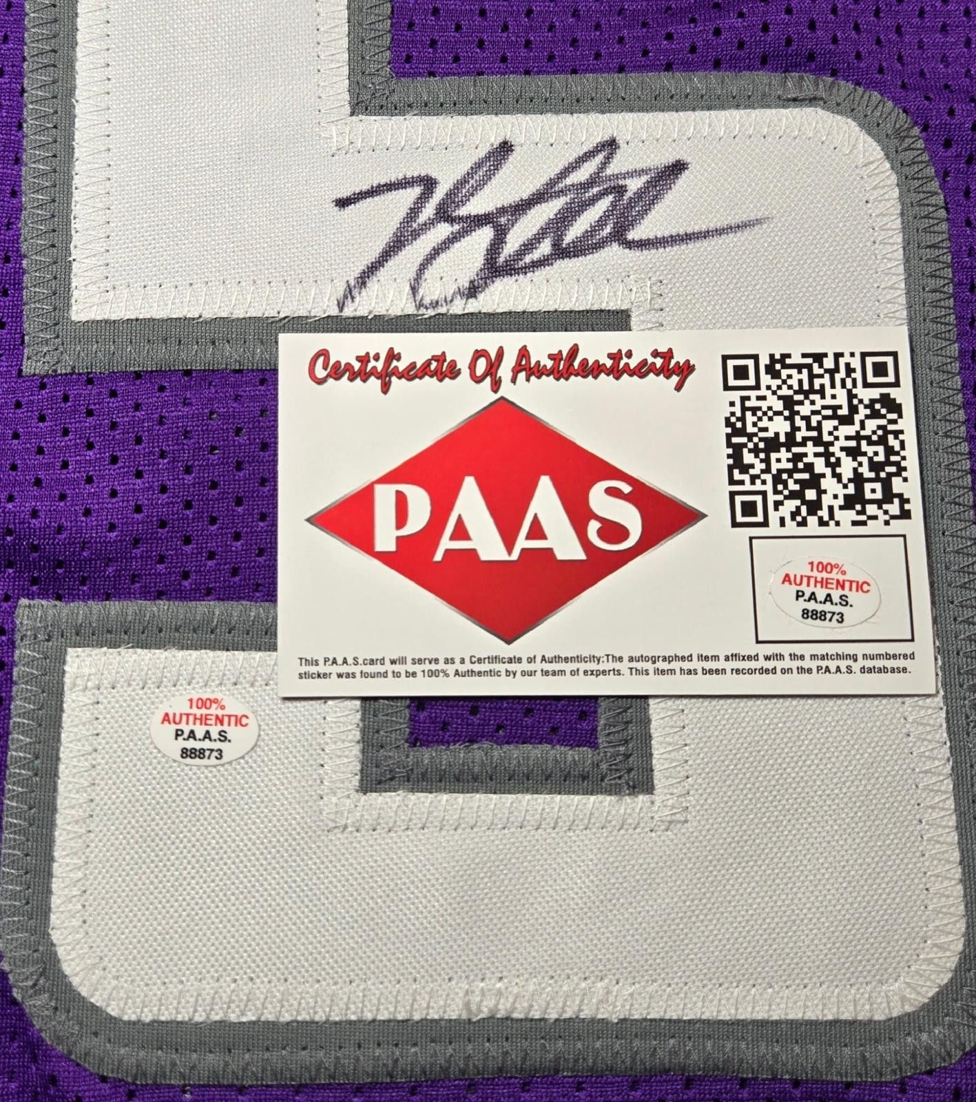 Other De'Aaron Fox Sacramento Kings signed basketball jersey COA Size ONE SIZE - 4 Thumbnail