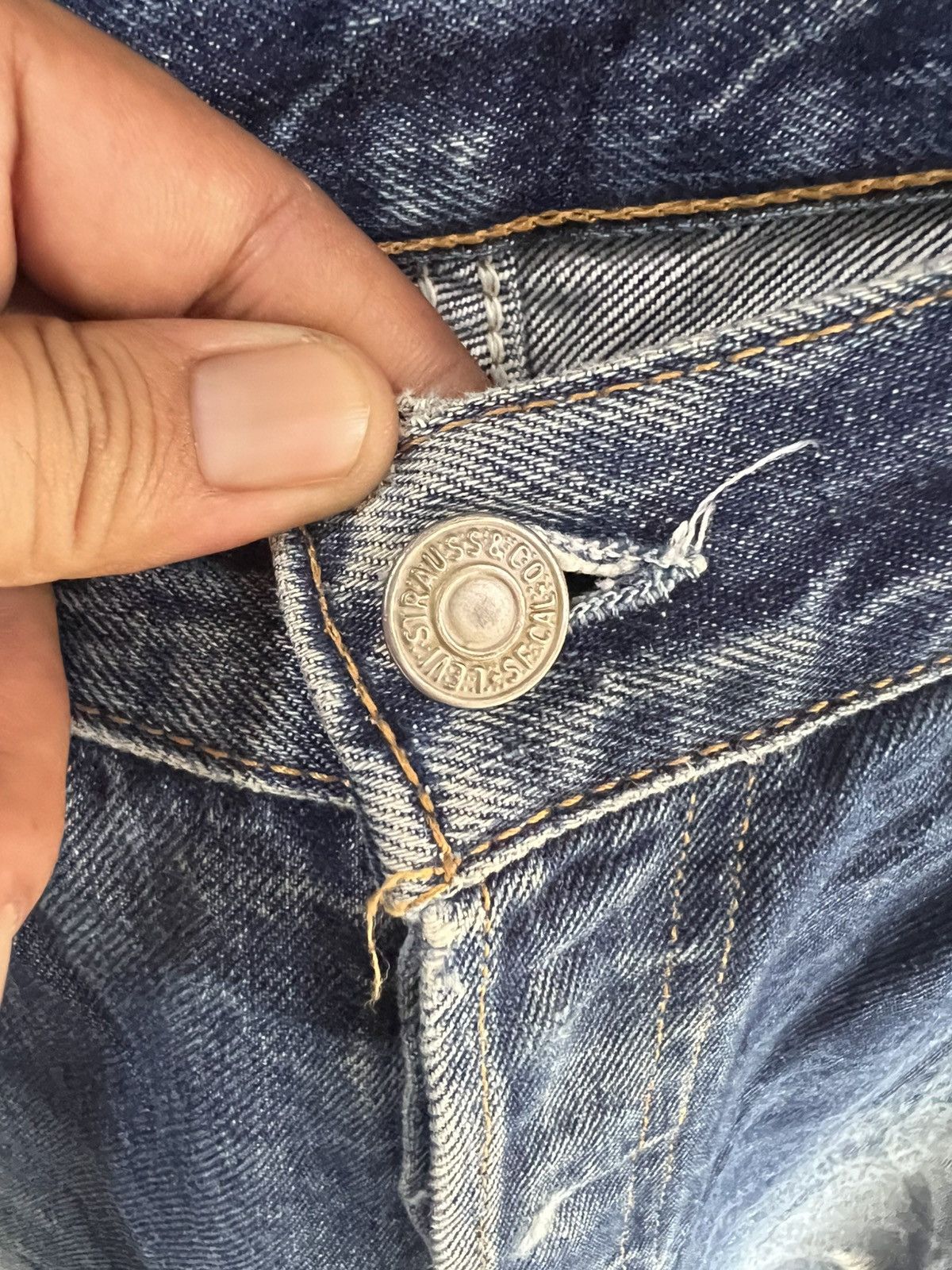 Levi's 🔥Thrash Vintage Levis 501 Button 553 Distressed Denim Size US 30 / EU 46 - 9 Thumbnail