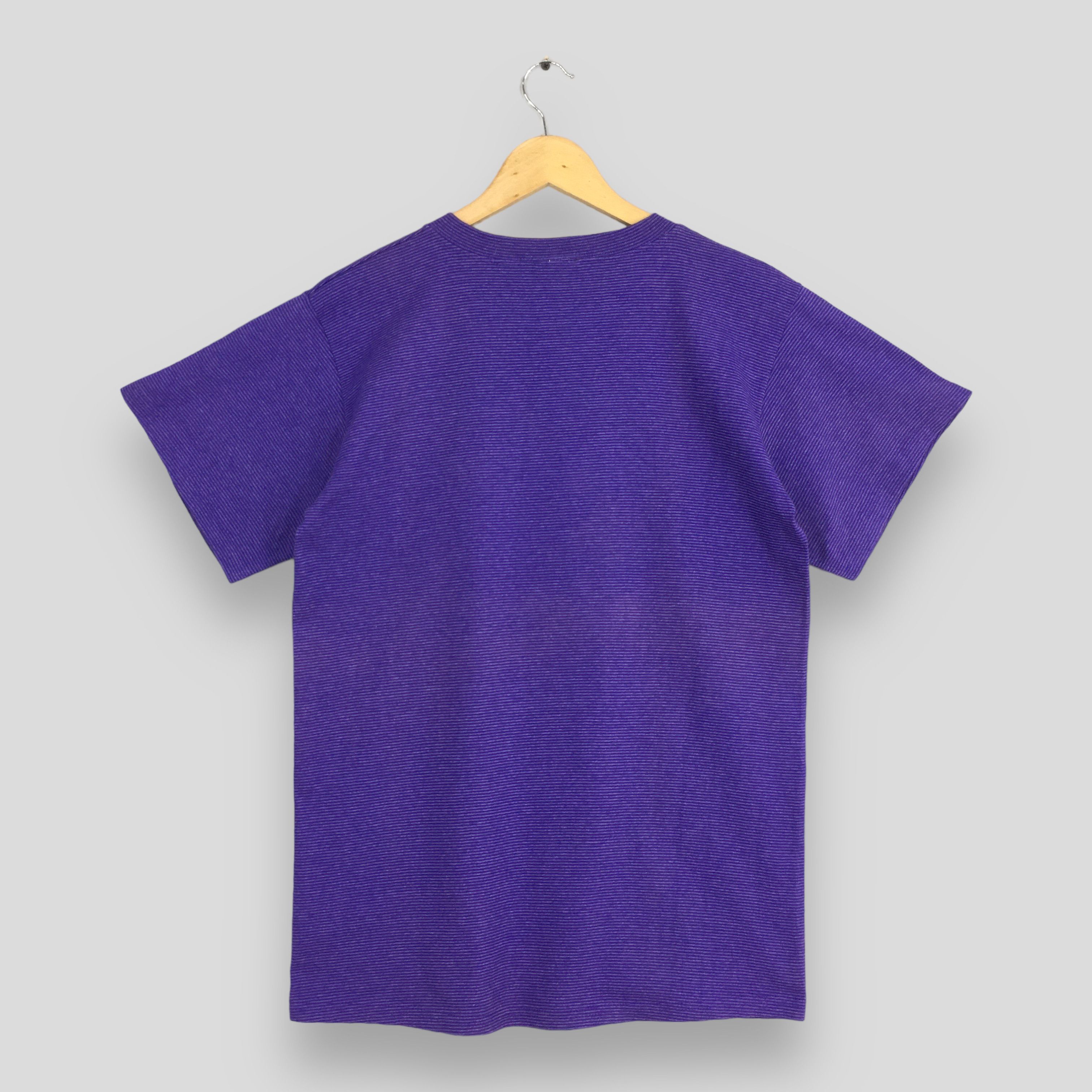 Guess Vintage 90s Guess Jeans Usa Striped Purple T shirt Medium Size US M / EU 48-50 / 2 - 7 Thumbnail