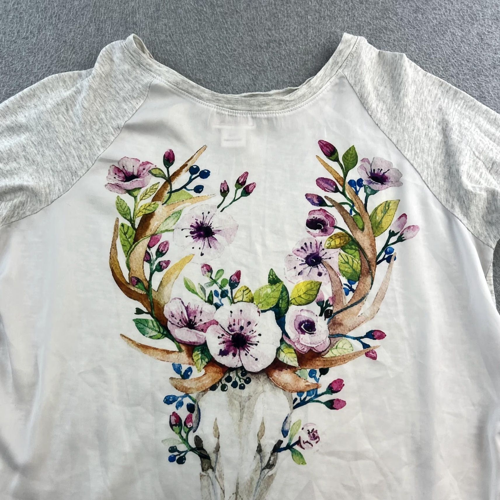 Ariat Ariat Shirt Womens Small White Gray Floral Antler Skull Raglan Western Top Size S / US 4 / IT 40 - 5 Thumbnail