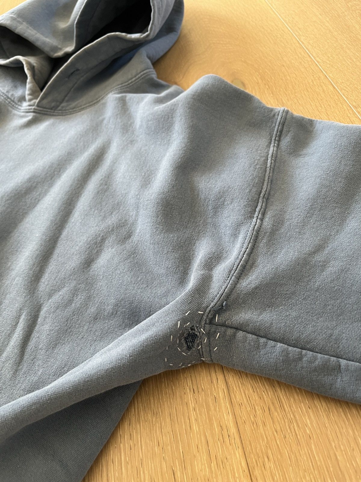 Vintage Vintage Distressed Faded Blue Hoodie Size US L / EU 52-54 / 3 - 4 Thumbnail