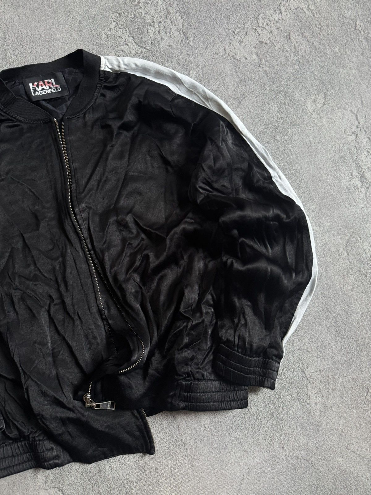 Karl Lagerfeld Karl Lagerfeld IT48/FR44/EU42 bomber zip jacket big logo Size L / US 10 / IT 46 - 3 Thumbnail