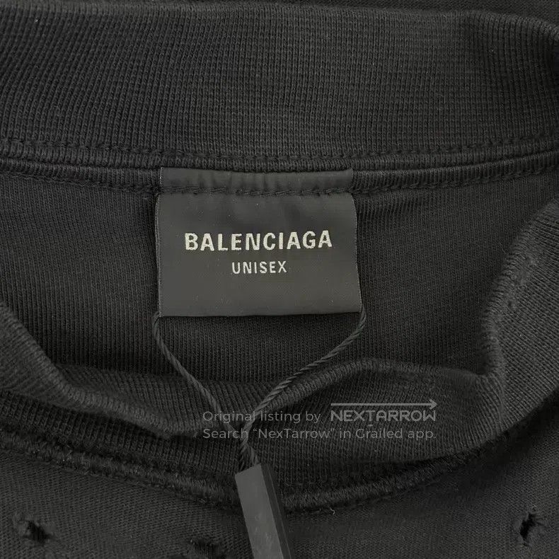Balenciaga Balenciaga Front castle printed letter logo black destroye Size US M / EU 48-50 / 2 - 3 Thumbnail