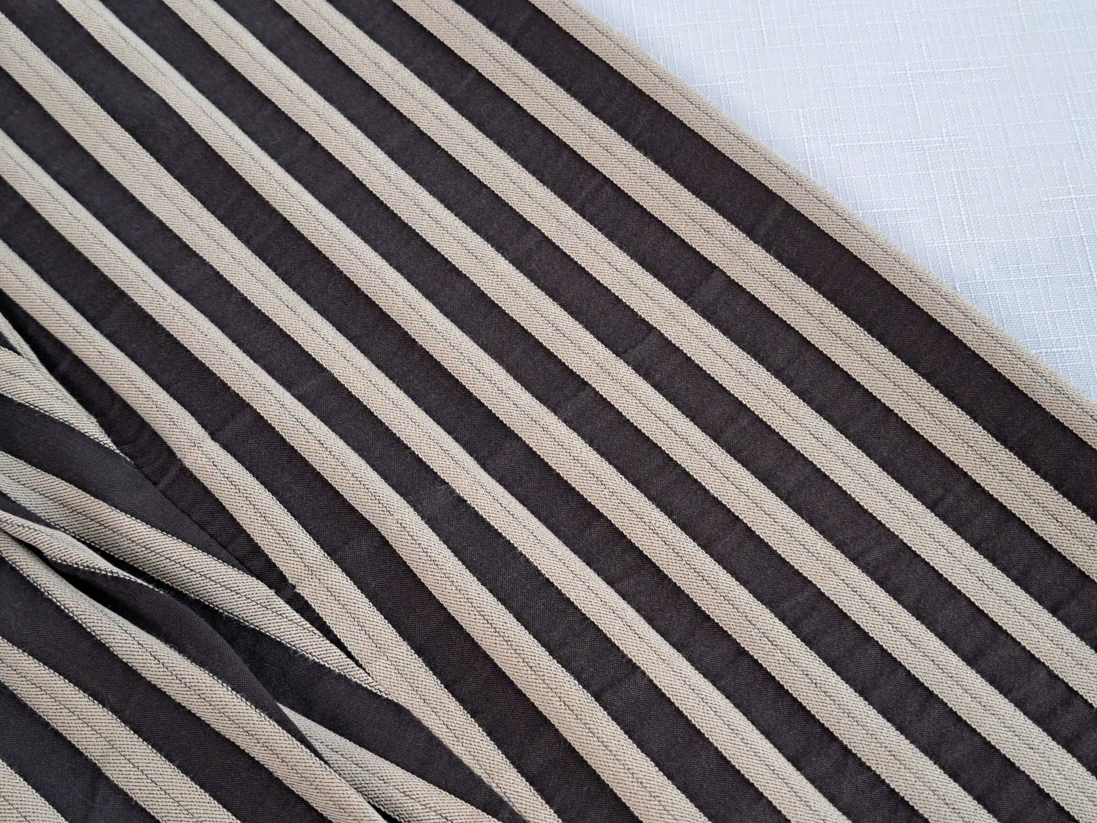 Annette Gortz Annette Gortz lightweight striped pants. Size 42 Size 36" / US 14 / IT 50 - 12 Thumbnail