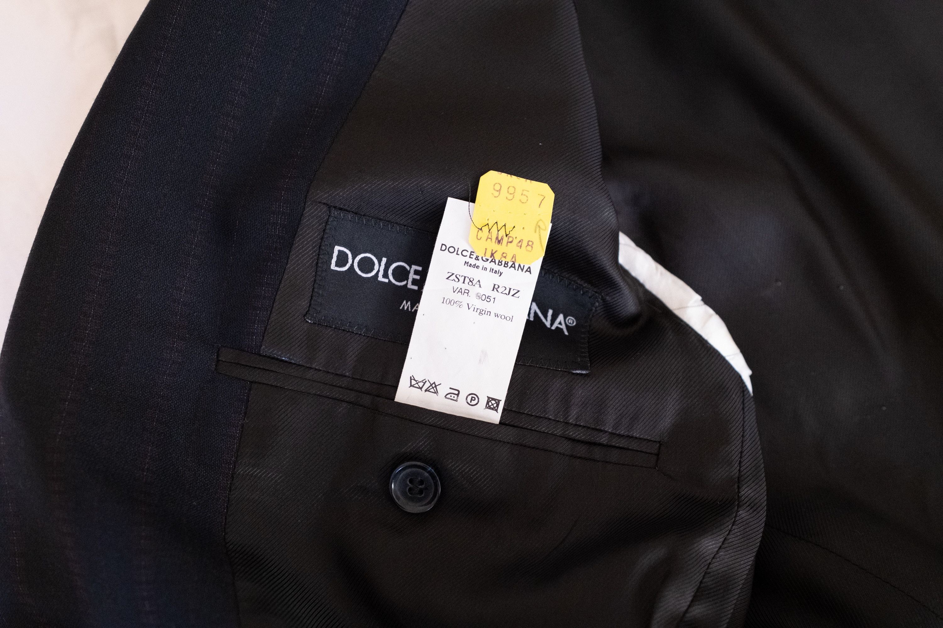 Dolce & Gabbana 38/40 R Dolce & Gabbana Suit. Dark Grey Wool Made Italy Size 38R - 7 Thumbnail