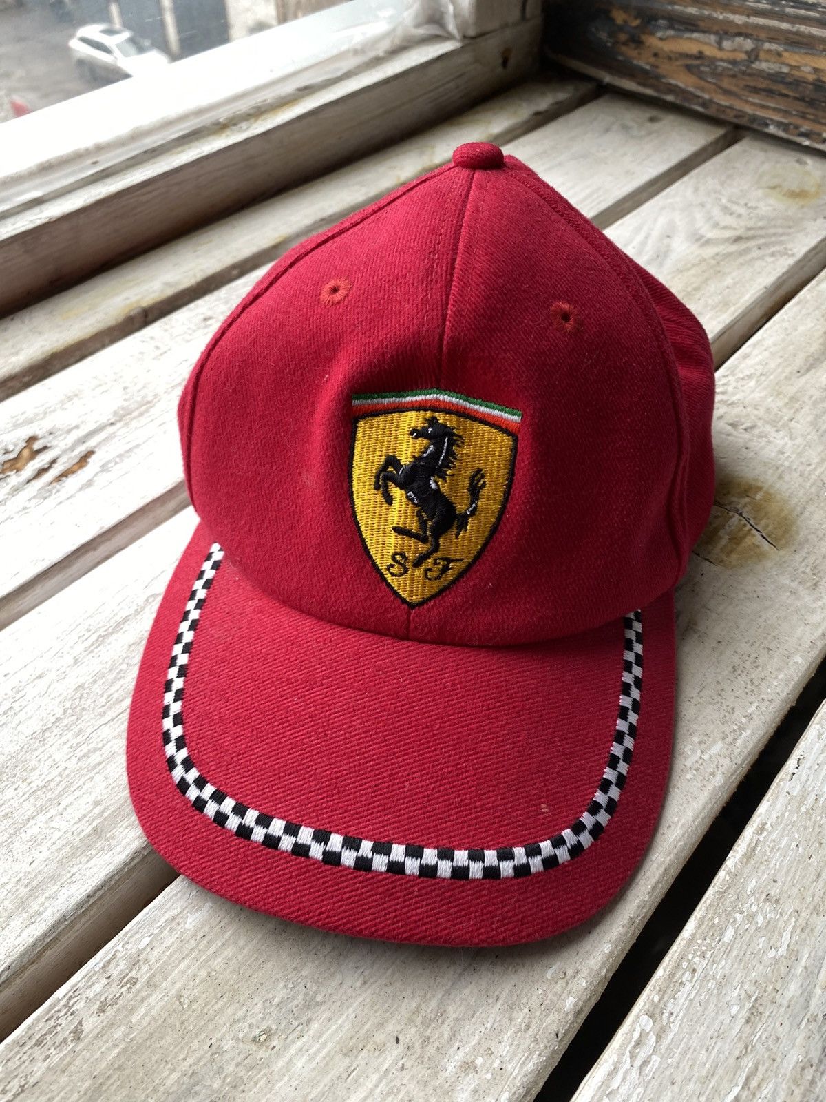 Ferrari × Vintage 00s Vintage 90s Ferrari Racing Embroidered Logo Cap Red Size ONE SIZE - 1 Thumbnail