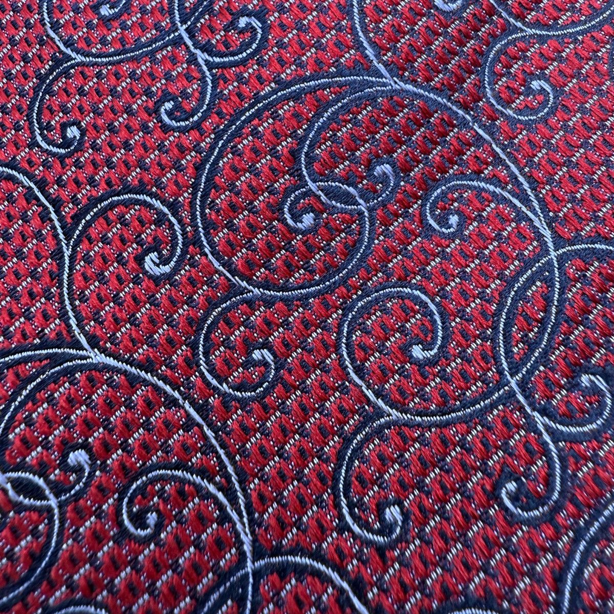 Nordstrom John W. Nordstrom Silk Tie, Red & Navy, Like New Size ONE SIZE - 3 Thumbnail