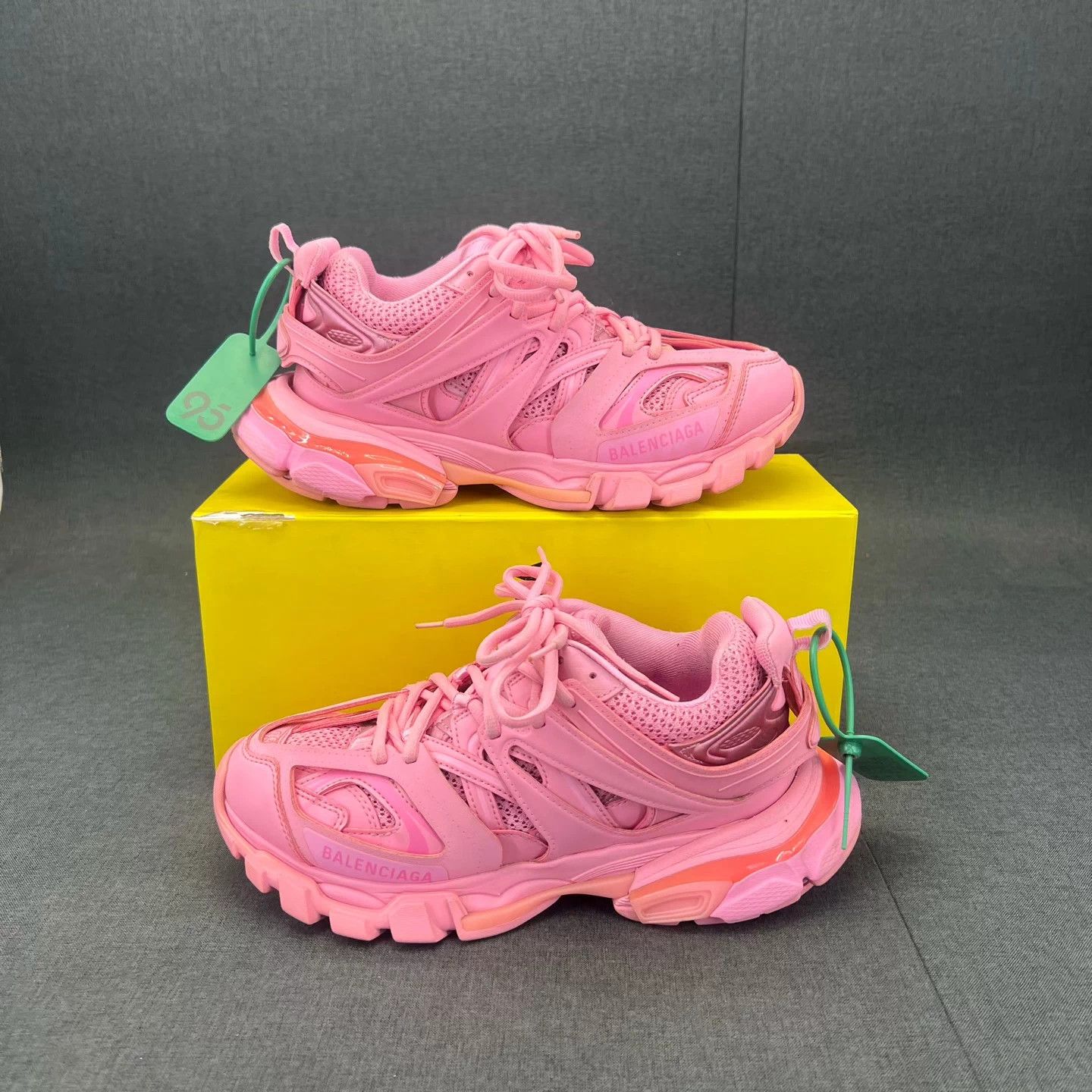 Balenciaga Balenciaga Women's Track Pink 38 Like New Size US 7 / IT 37 - 2 Thumbnail