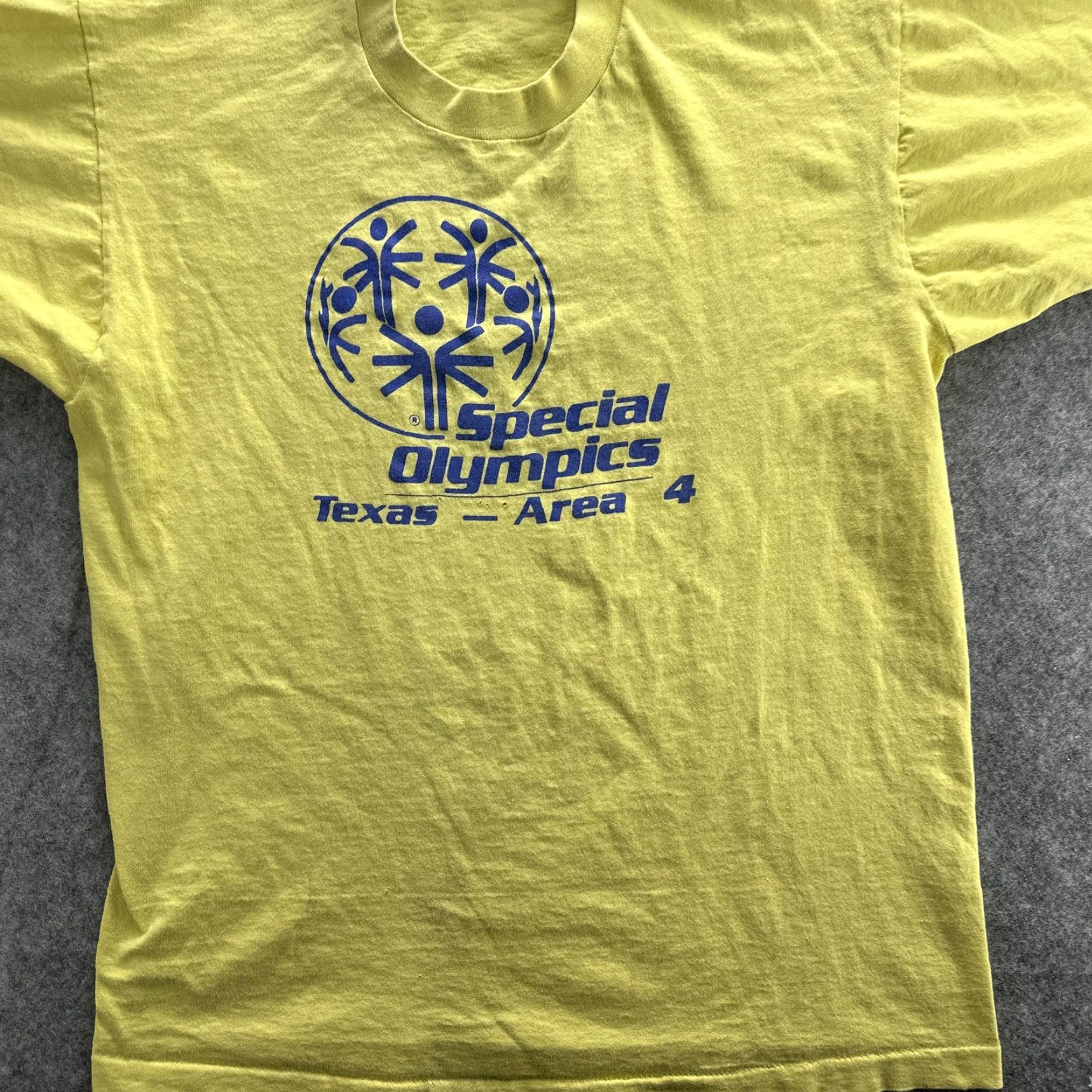 Fruit Of The Loom VINTAGE Special Olympics T-Shirt Mens Large Yellow 90s Fruit of the Loom Texas Area 4 Sports Size US L / EU 52-54 / 3 - 4 Thumbnail