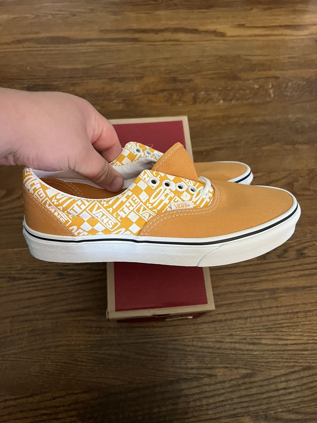 Vans Vans Era Off The Wall Golden Nugget Men's Size 7.5 Size US 7.5 / EU 40-41 - 2 Thumbnail