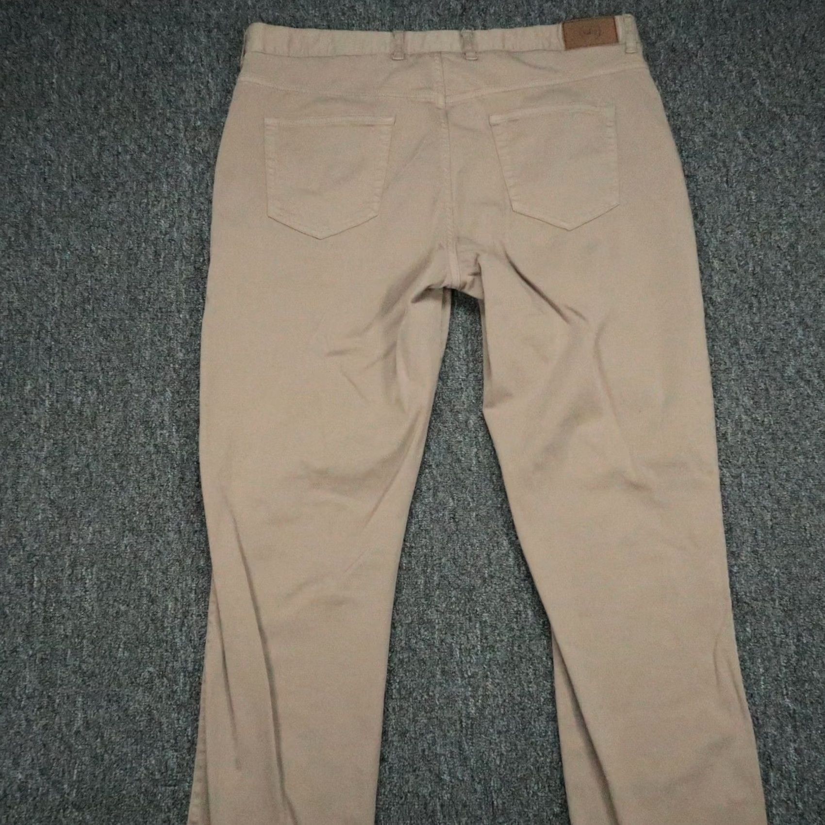 Peter Millar VINTAGE Peter Millar Pants Mens 38x33 Beige Chino 5 Pocket Ultimate Sateen Trouser Size US 38 / EU 54 - 5 Thumbnail