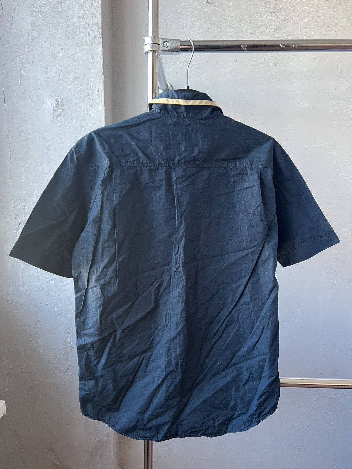 Versace Jeans Couture VERSACE JEANS COUTURE VINTAGE MENS BUTTON SHIRT SIZE L Size US L / EU 52-54 / 3 - 9 Thumbnail