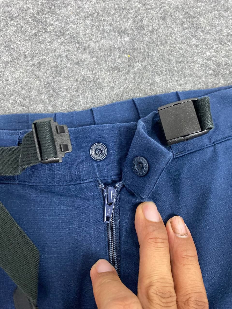 JW Anderson × Uniqlo uniqlo x jw anderson heat tech pants nice design Size US 32 / EU 48 - 8 Thumbnail