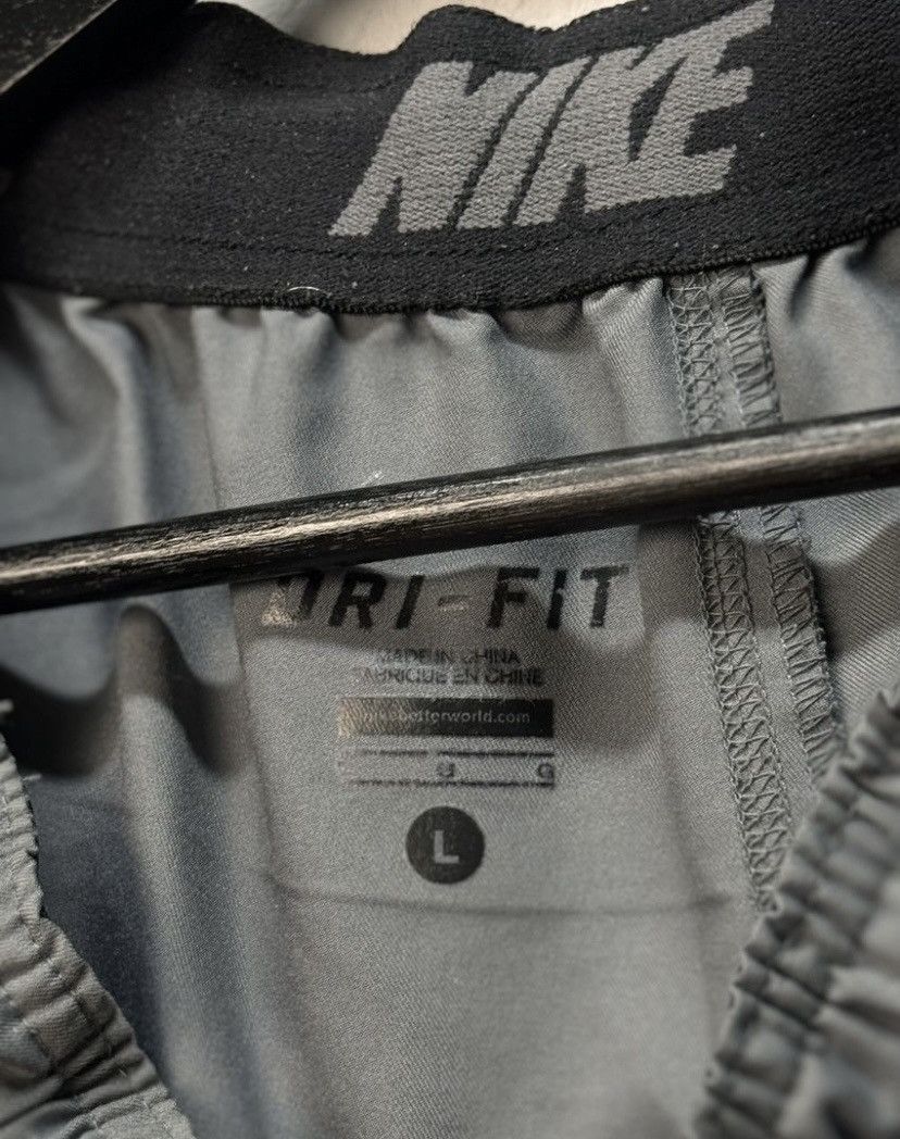 Nike Nike Cargo Baggy Pants Vintage Size US 34 / EU 50 - 10 Thumbnail