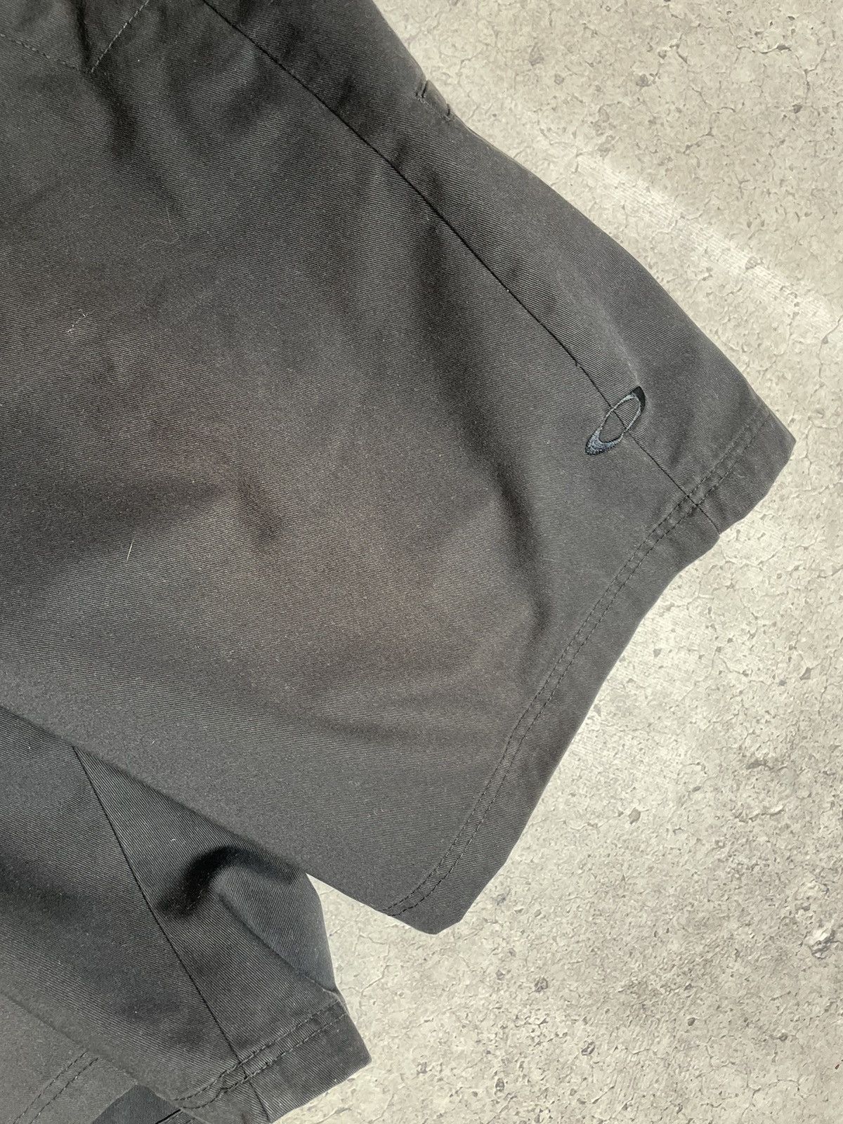 Oakley × Vintage Vintage Black Oakley Rare Y2K Shorts Size US 34 / EU 50 - 10 Thumbnail