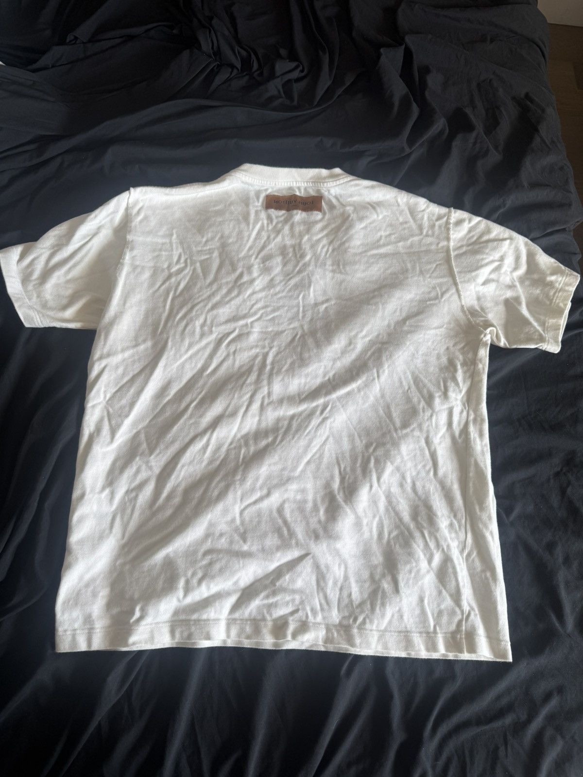 Louis Vuitton Louis Vuitton chain-logo graphic T-shirt Size US L / EU 52-54 / 3 - 4 Thumbnail