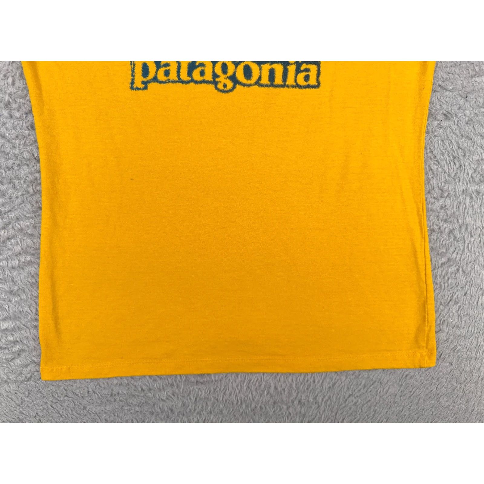Patagonia Patagonia Shirt Women S Yellow Short Sleeve V-Neck Cotton Blend Distressed T-Shirt Casual Outdoor All Seasons Mens Womens Boys Girls Size S / US 4 / IT 40 - 5 Thumbnail